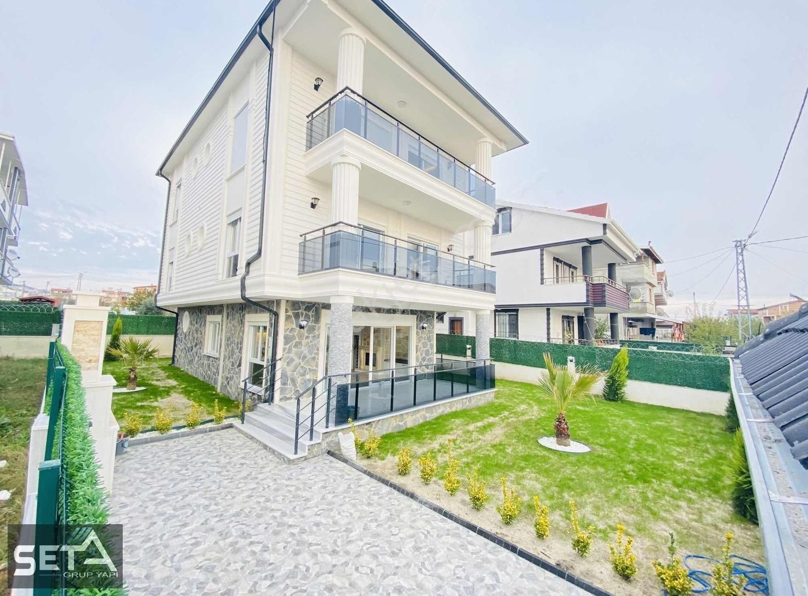 Marmaraereğlisi Yeniçiftlik Satılık Villa ꧁▇SETA GRUP▇꧂320 m² ARSALI MERKEZİ KONUMDA HAVUZ YAPIMINA UYGUN