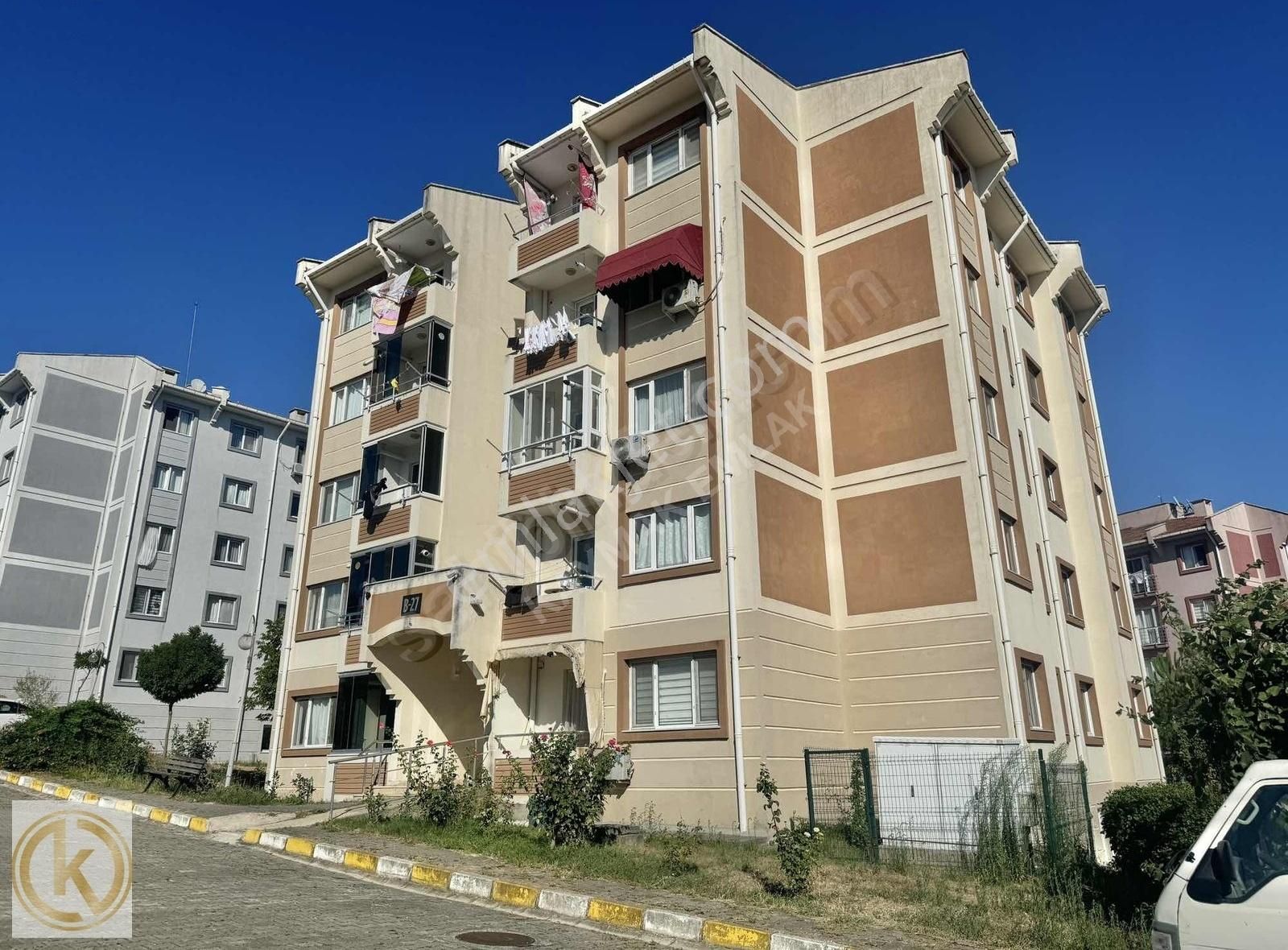 Adapazarı Korucuk Satılık Daire KAYMAK EMLAKTAN KORUCUK DORUKKENTTE 2+1 90 M2 SATILIK DAİRE