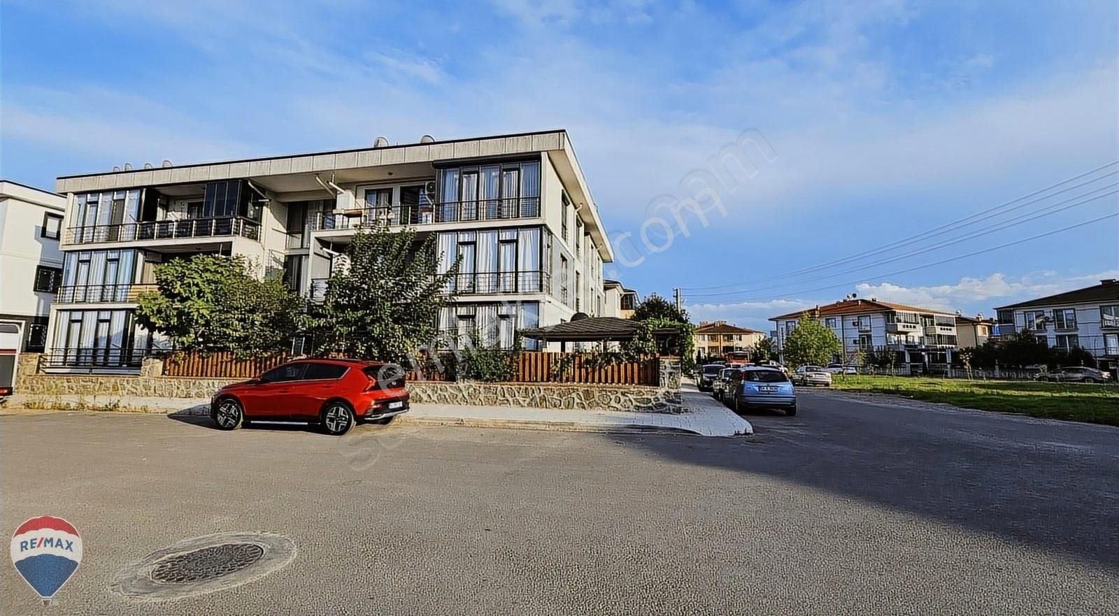 Erenler Yeşiltepe Satılık Daire BEKİR BİNEK'TEN ERENLERDE ARAKAT SATILIK 3+1 DAİRE