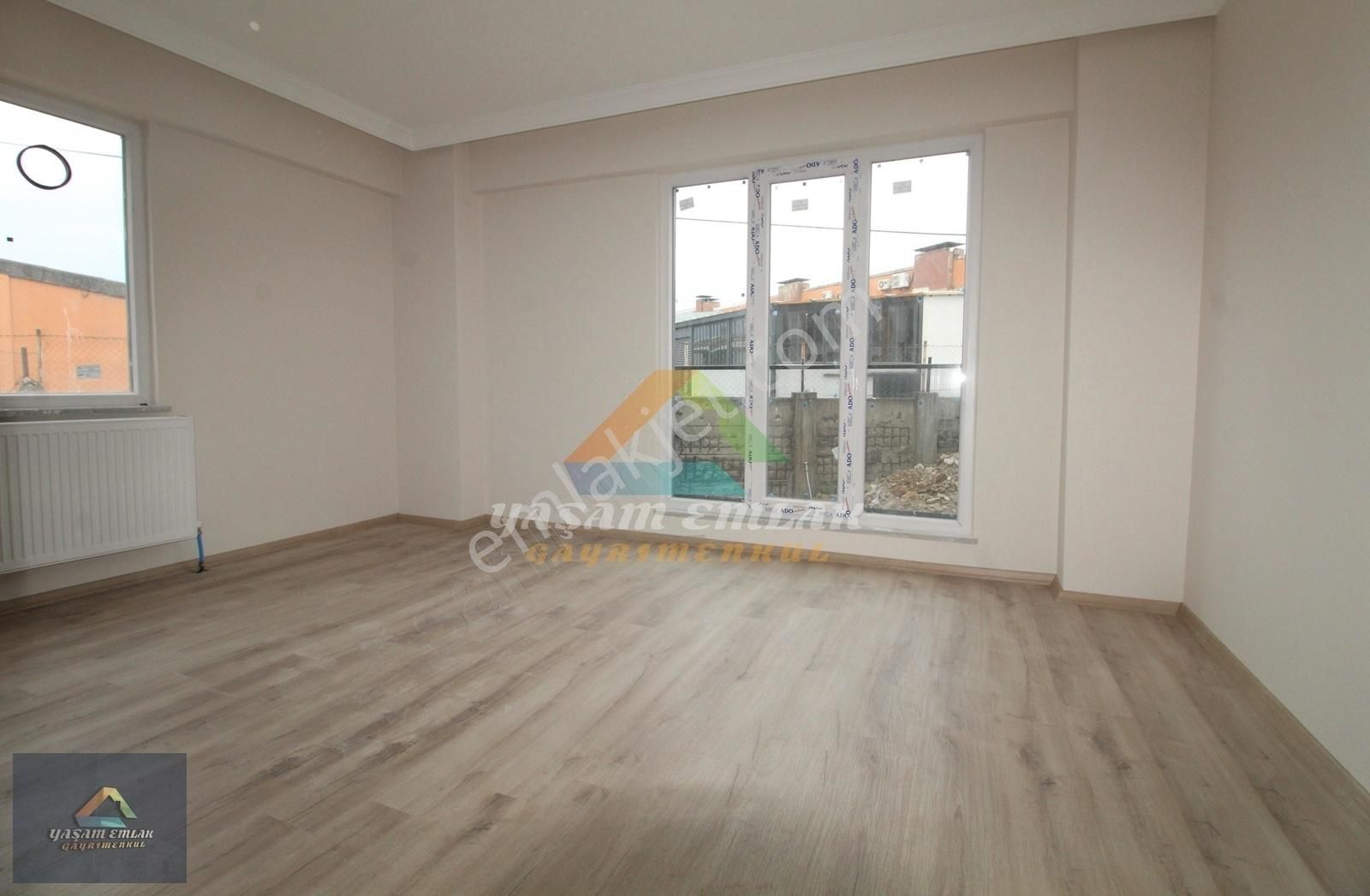 Pendik Kavakpınar Satılık Daire YAŞAM'DAN KAVAKPINAR CEMİL MERİÇ CADDESİNDE 2+1 SATILIK DAİRE