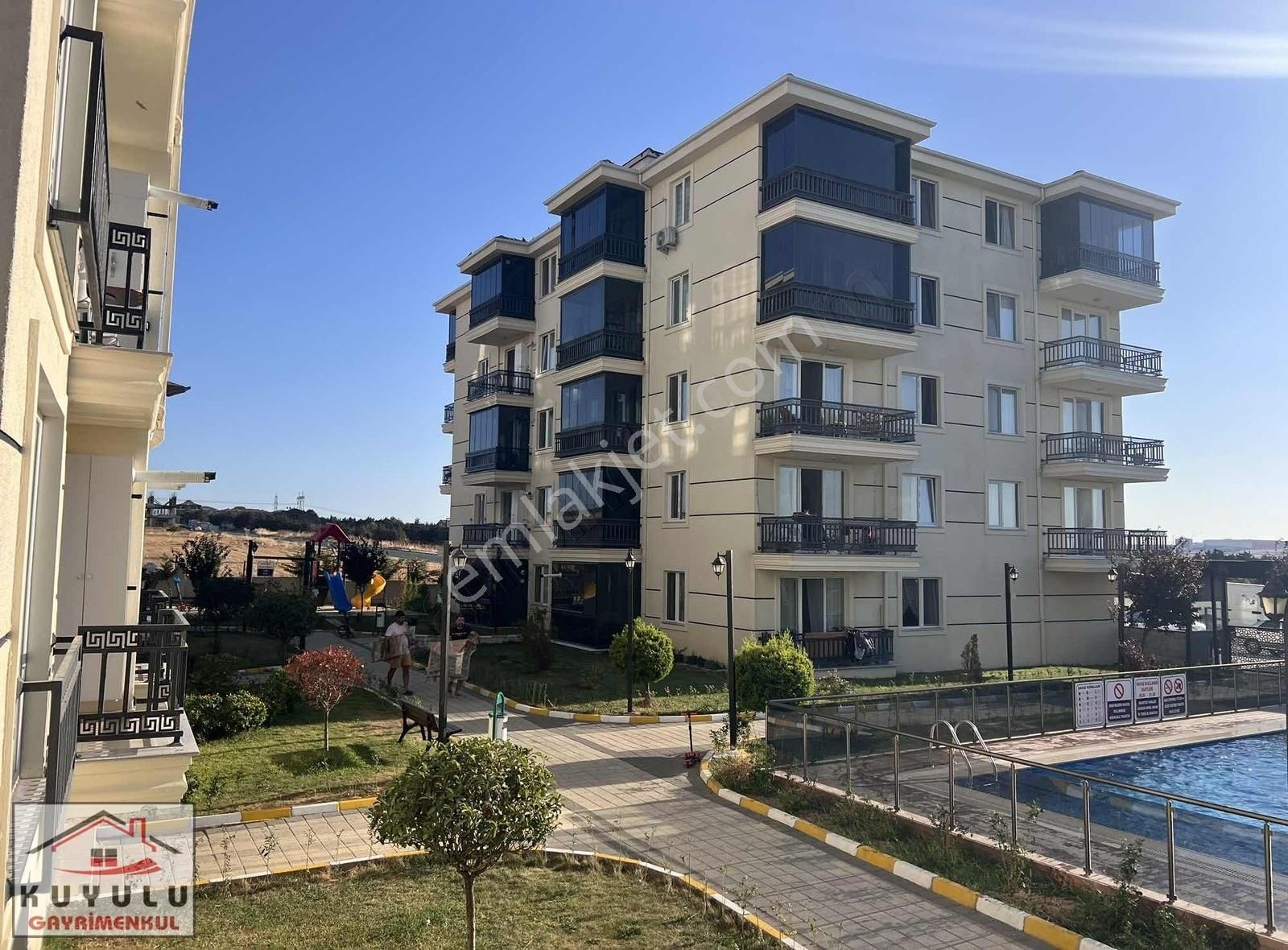 Silivri Yeni Satılık Daire SATILIK 2+1 SİTE İÇİ DAİRE HAVUZLU KPLIOTOPARKLI