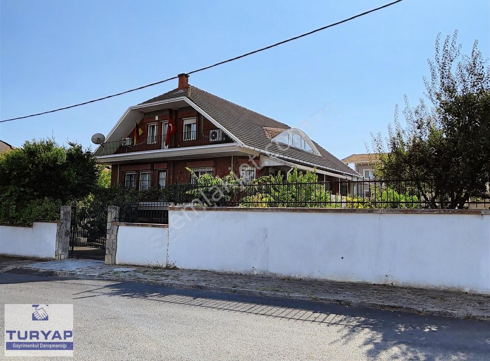 Silivri Klassis Bölgesinde Özel Yapım Satılık Villa-malikane - Görsel 10