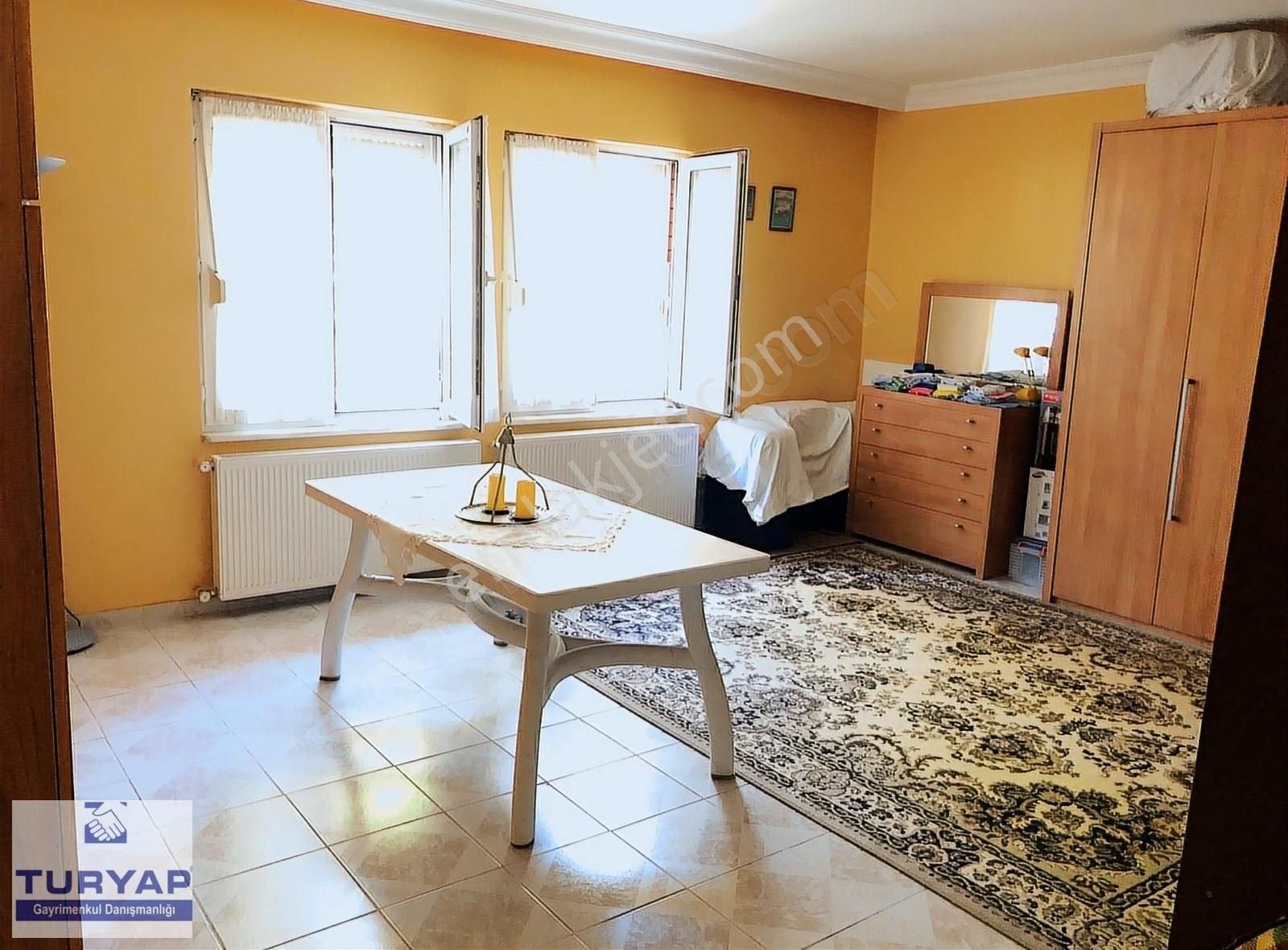 Silivri Klassis Bölgesinde Özel Yapım Satılık Villa-malikane - Görsel 18