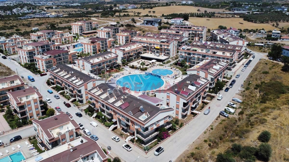 Didim Hisar Satılık Daire Havuzlu ve Güvenlikli Sitede Arakat 3+1 Daire