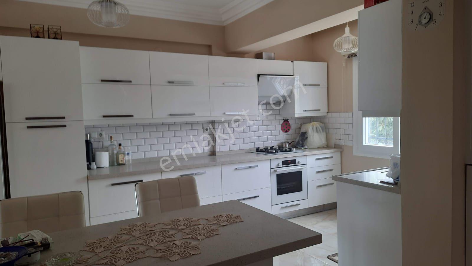 İskenderun Büyükdere Mahallesi'nde Satılık Villa - Görsel 15