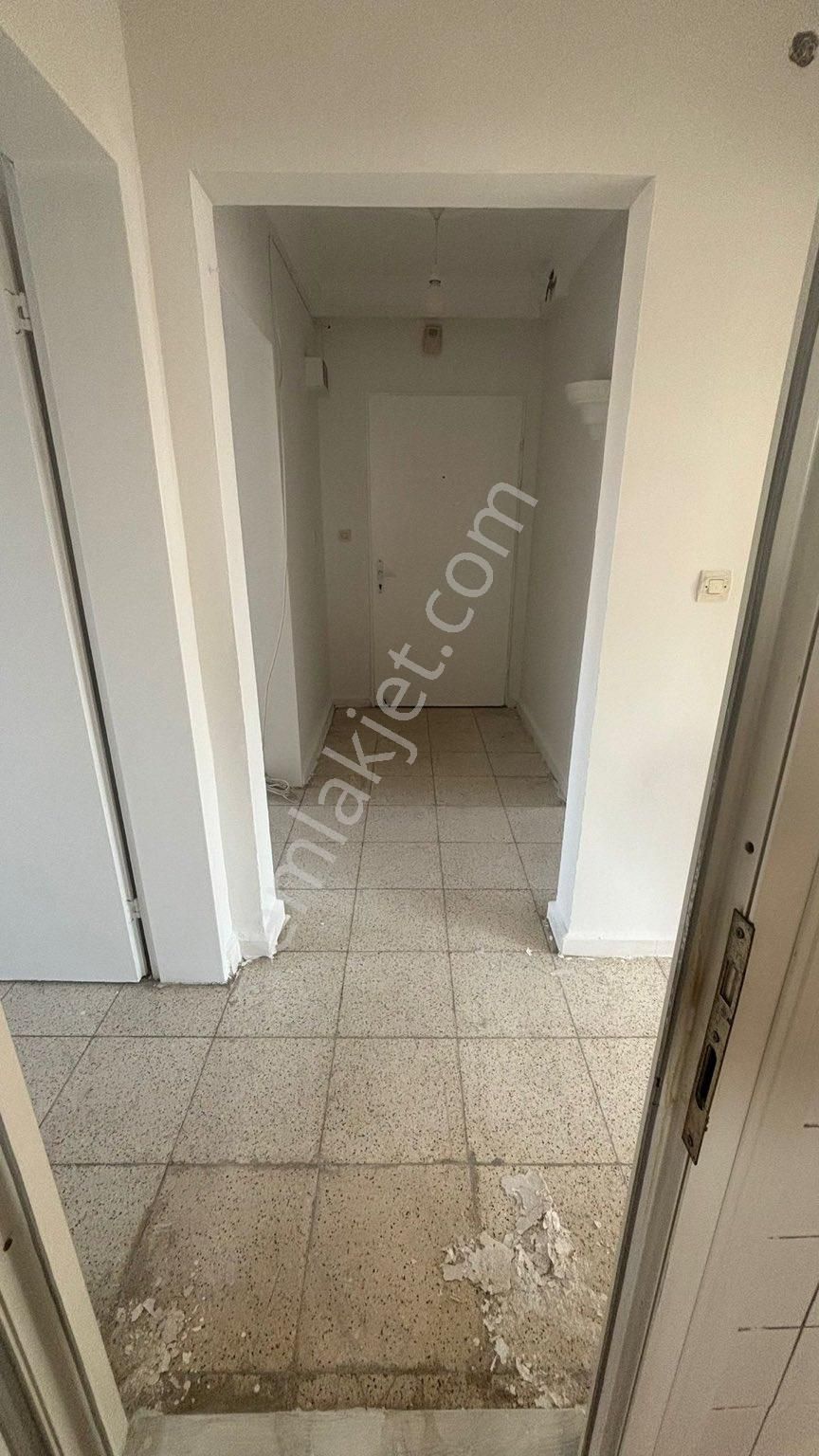 Seyhan Yeşilyurt Kiralık Daire 2+1 Geniş Ev