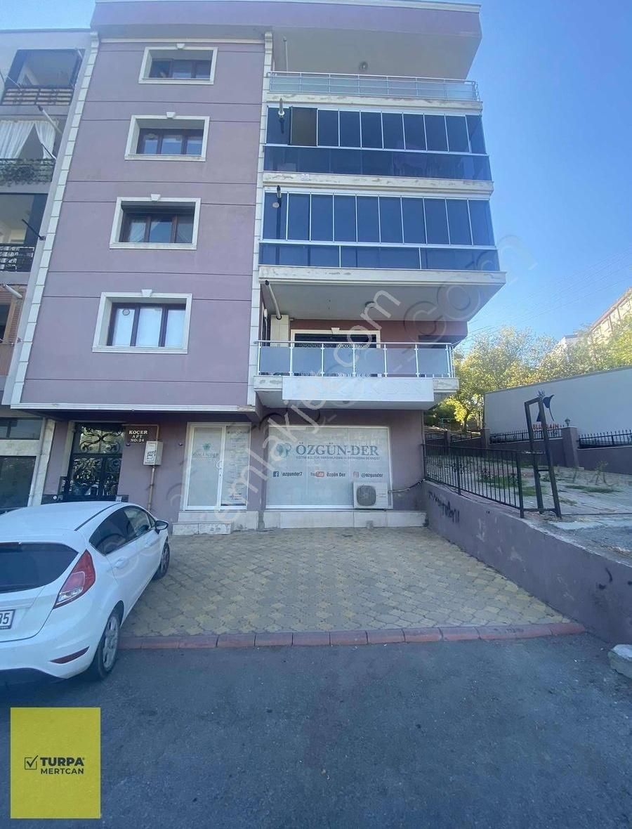 Karabağlar Maliyeciler Satılık Daire SATILIK ÇOK GENİŞ VE FERAH 4+1 DAİRE