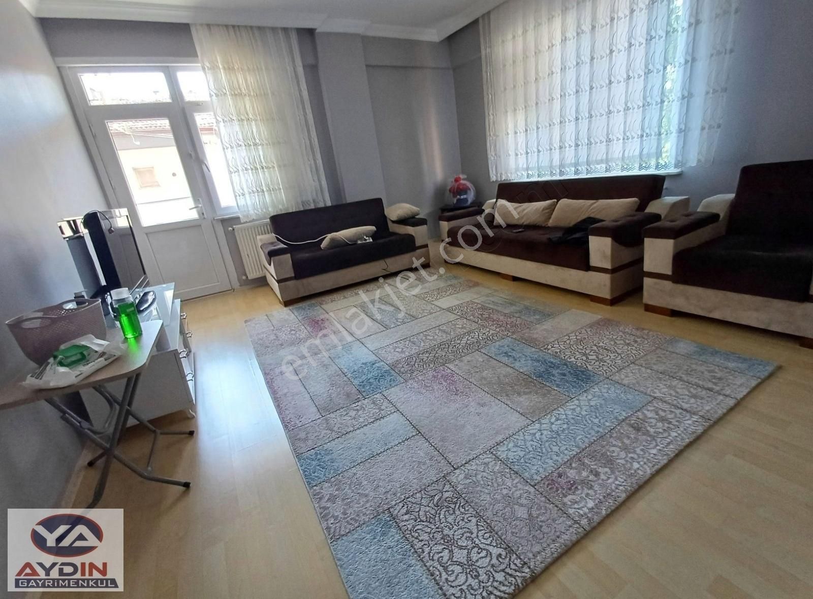 Gebze Sultan Orhan Satılık Daire GEBZE ÇARŞI İÇİ 90 M2 2+1 ASANSÖRLÜ KULLANIŞLI ARA KAT DAİRE