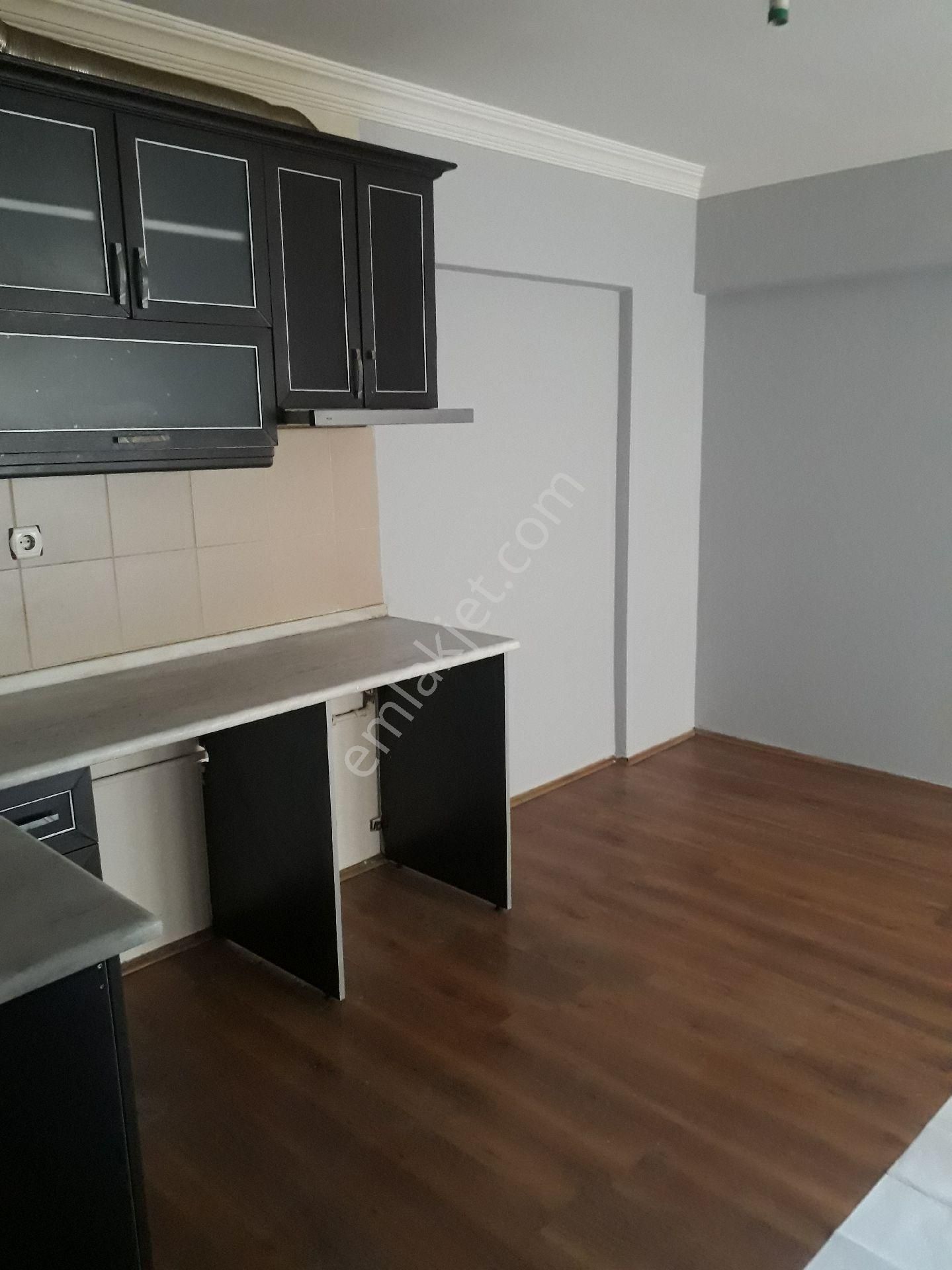 Çankaya İncesu Kiralık Daire Kolej yeni binada 2+1kombili daire