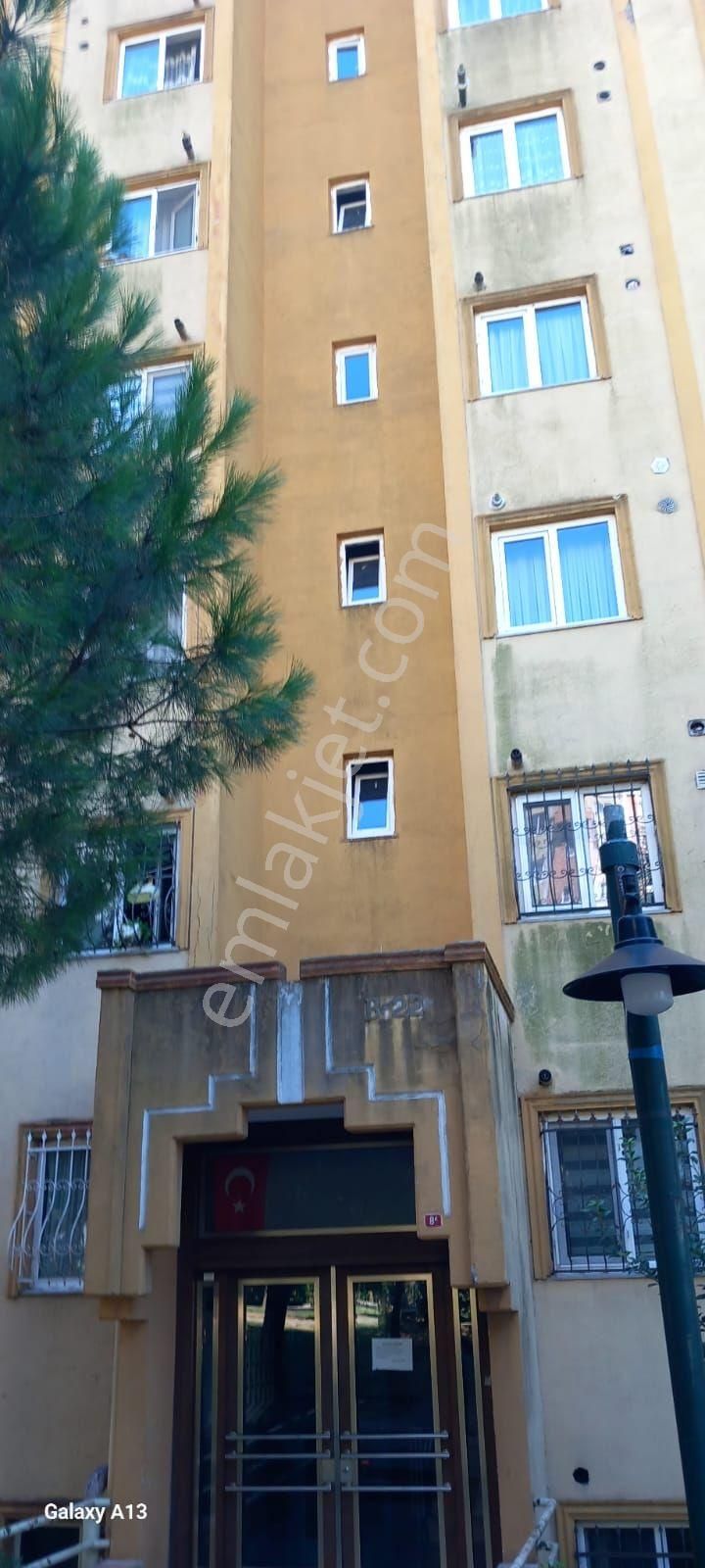 Başakşehir Başak Satılık Daire  BAŞAK MAHALLESİN'DE SATILIK 1. KAT 87M2 2+1 DAİRE