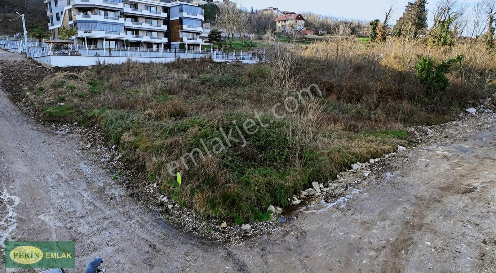 Başiskele Şehitekrem Satılık Konut İmarlı PEKİN EMLAK'tan SATILIK ARSA