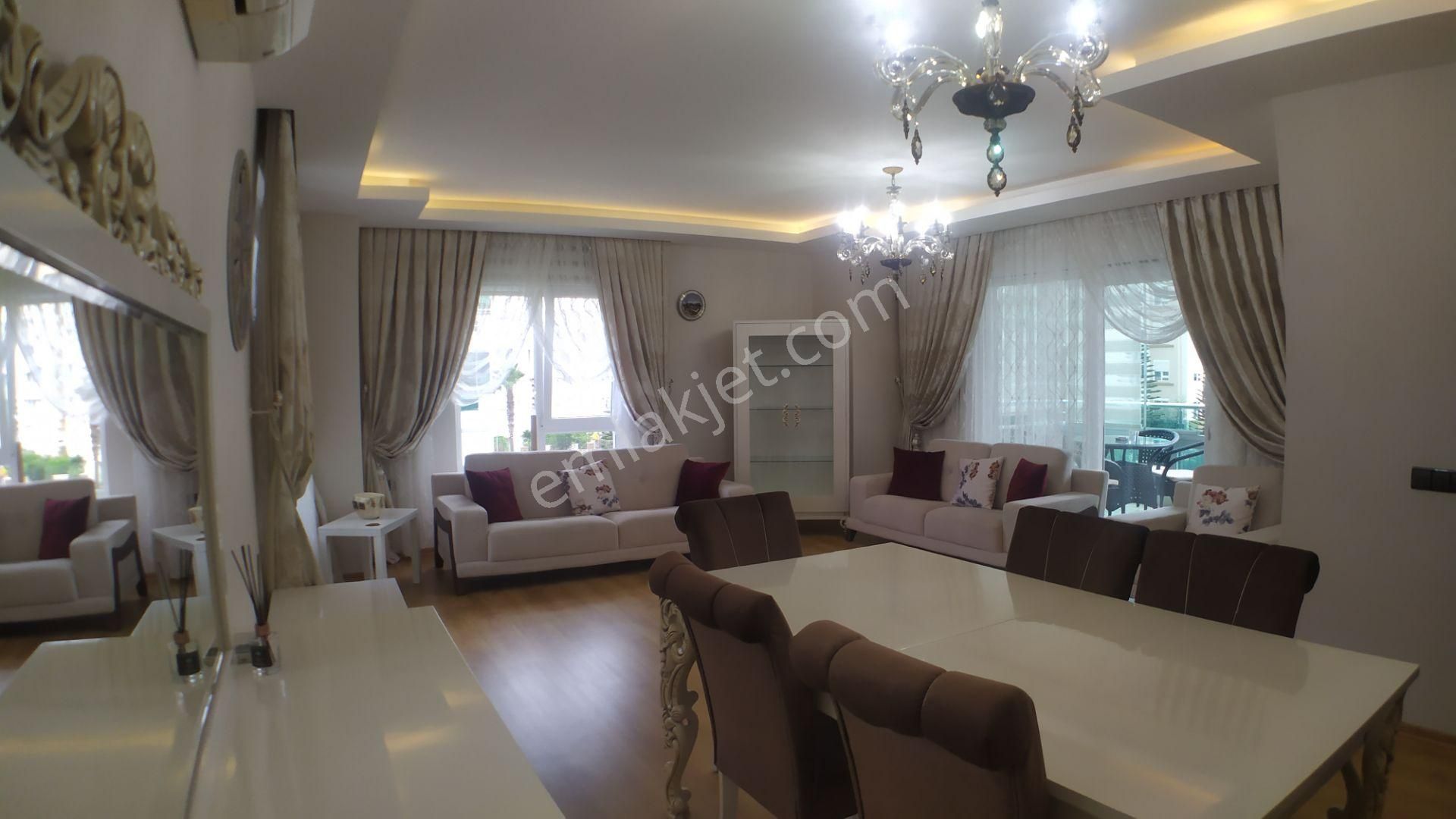 Muratpaşa Çağlayan Satılık Daire  ULTRA LUX SİTE İÇİ FULL 