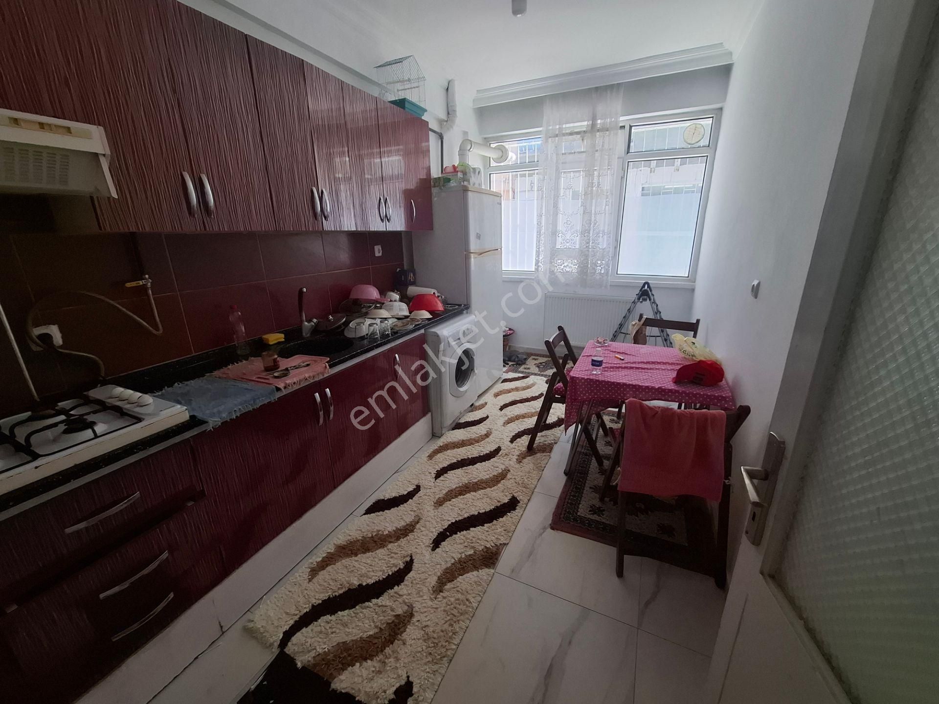 İlkadım 19 Mayıs Satılık Daire   SAMSUN SİBEL DEN GAZİ CADDESİ ALTINDA 2+1 Y. 1. KAT SATILIK DAİRE 