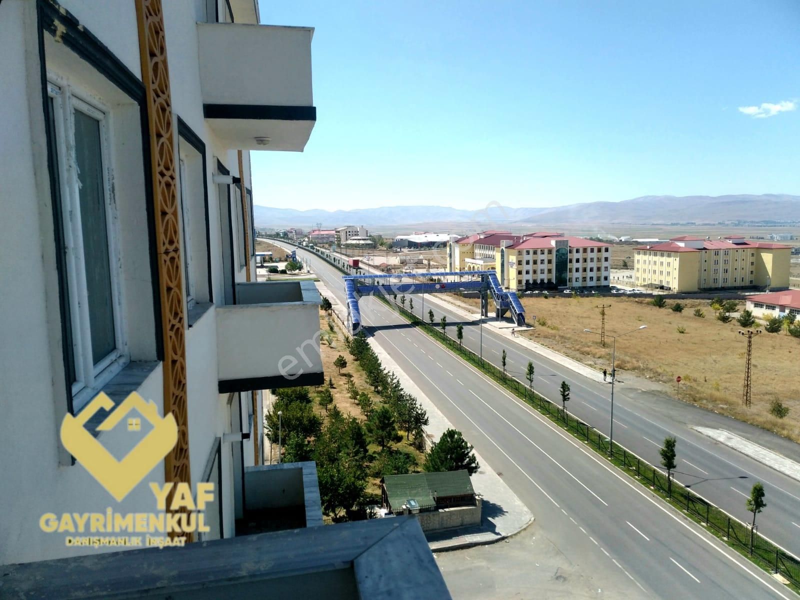 Şehrin Kalbinde Modern Yaşam: Palandöken'de Kiralık Rezidans - Görsel 10