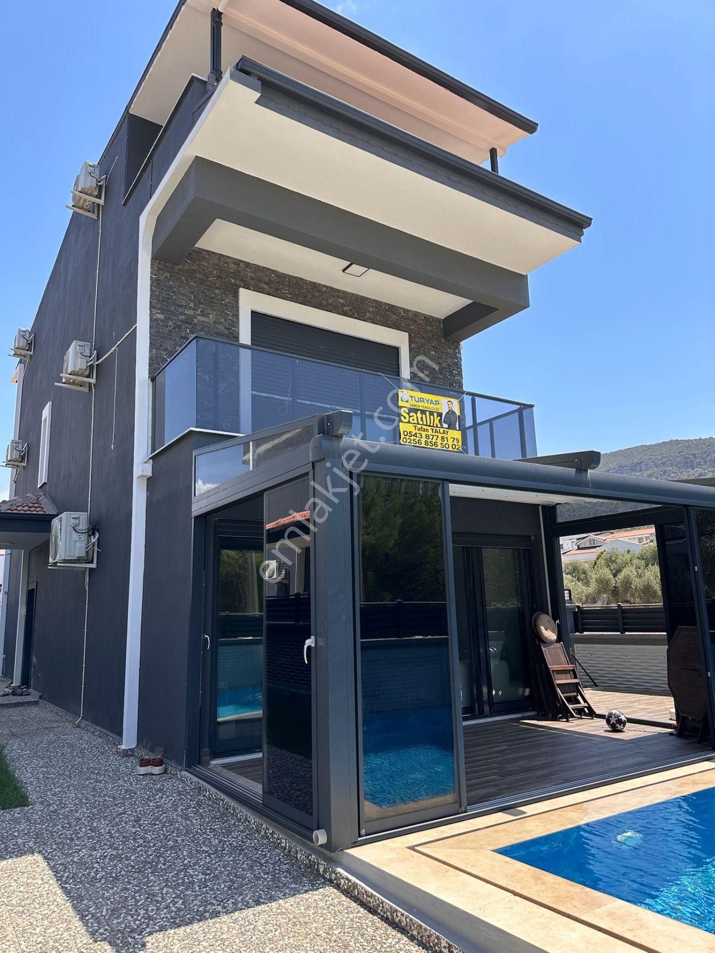 Didim Akbükte Denize 350 Metre 5+1 Havuzlu Yerden Isıtmalı Villa