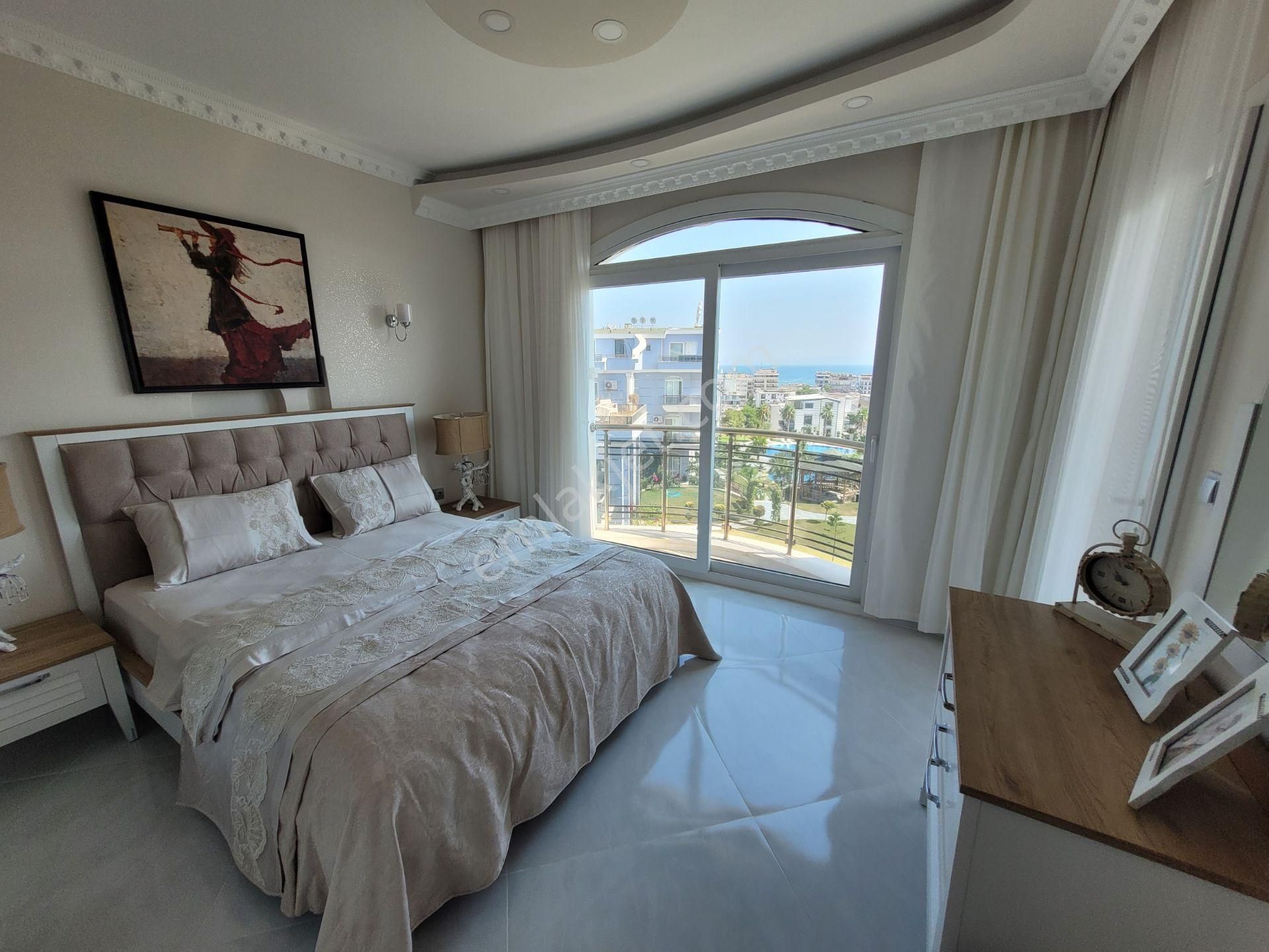 Didim Altınkumda Yeşil Ve Geniş Havuzlu Lüks Sitede 3+1 Dubleks - Görsel 34