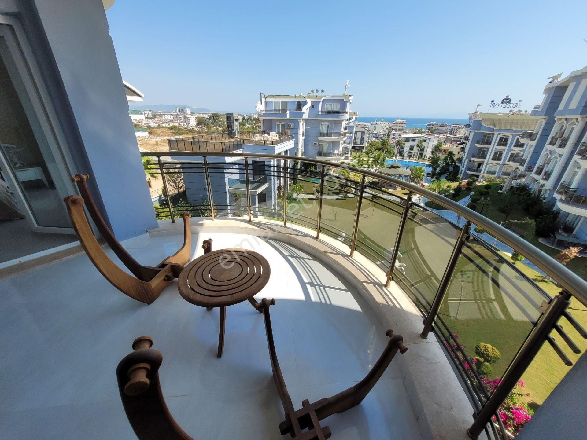 Didim Altınkumda Yeşil Ve Geniş Havuzlu Lüks Sitede 3+1 Dubleks - Görsel 27