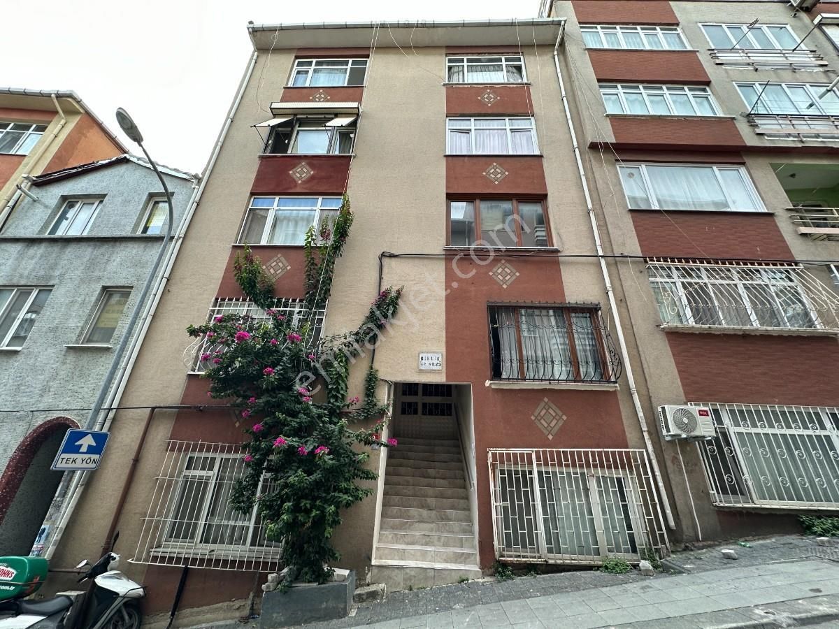 Kadıköy Hasanpaşa Satılık Daire TURYAP GÖZTEPE DEN ACIBADEM DE 2+1 SATILIK DAİRE