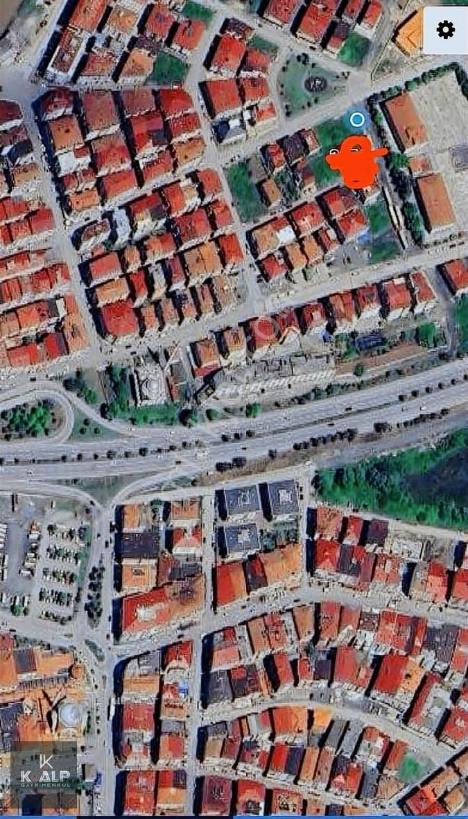 Çarşamba Orta Satılık Konut İmarlı 371 M2 KÖŞE SATILIK ARSA.BULUTOĞLU OKUL YANI.DÖRT KAT İMARLI