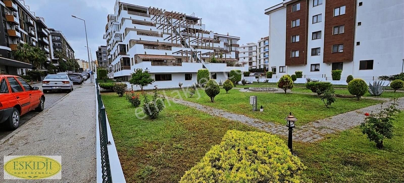 Çanakkale Merkez Kepez Bld. (Boğazkent) Kiralık Daire Kepez Teraslı Bahçe Sitesinde 80m2 geniş 1+1 Kiralık Daire