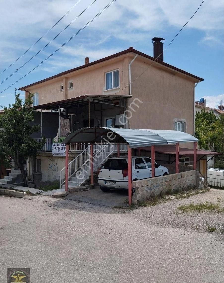 Isparta Merkez Binbirevler Satılık Villa ISPARTA MERKEZ BİNBİREVLER MAHALLESİNDE SATILIK MÜSTAKİL EV