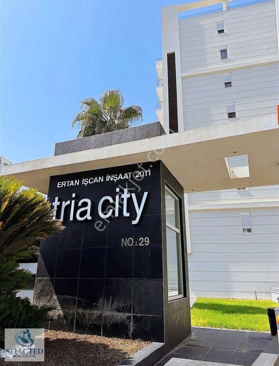 Muratpaşa Şirinyalı Satılık Daire TRİA CITY DE SATILIK LÜKS DAİRE