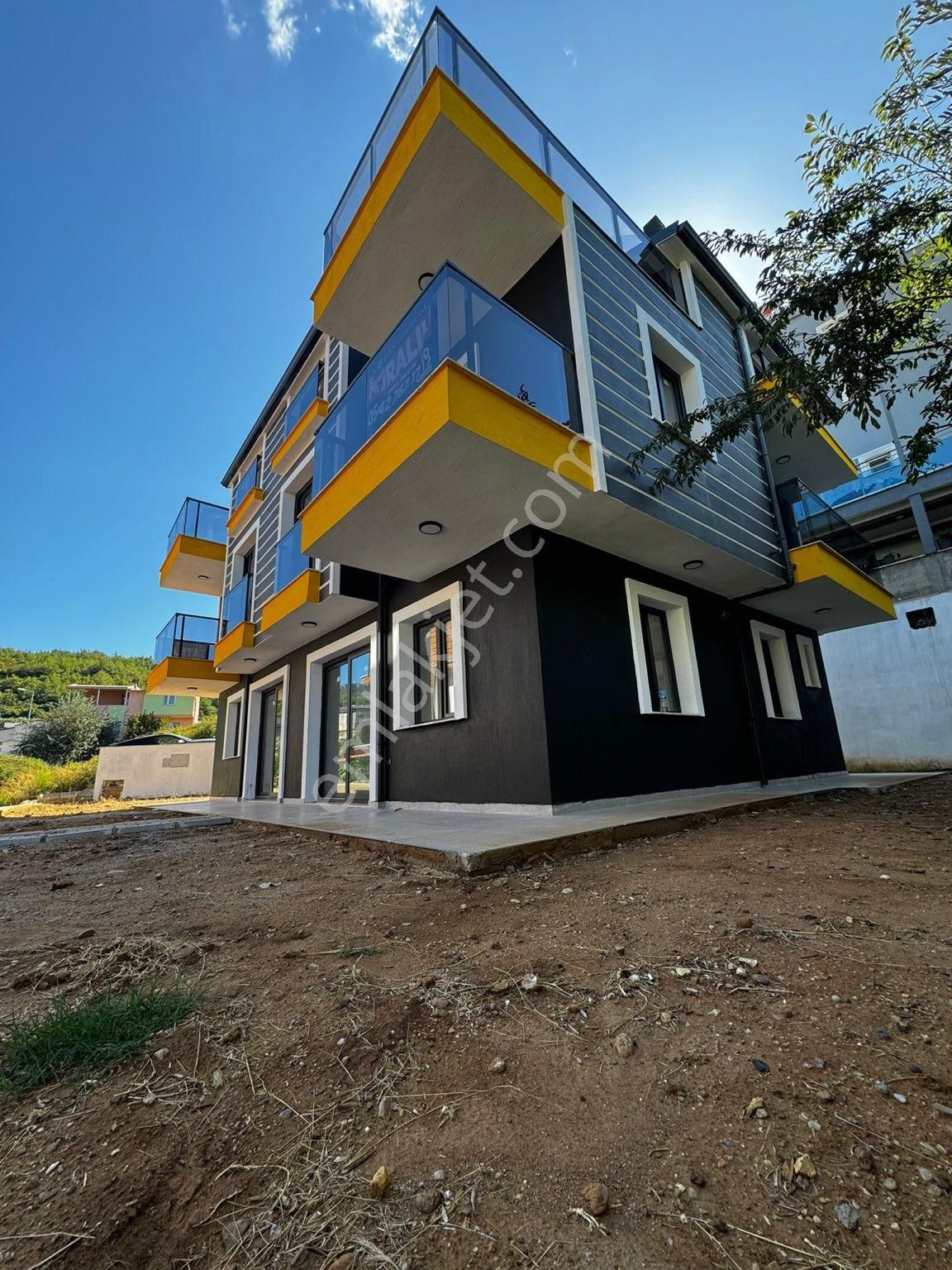 Kuşadası Davutlarda Satılık Villa