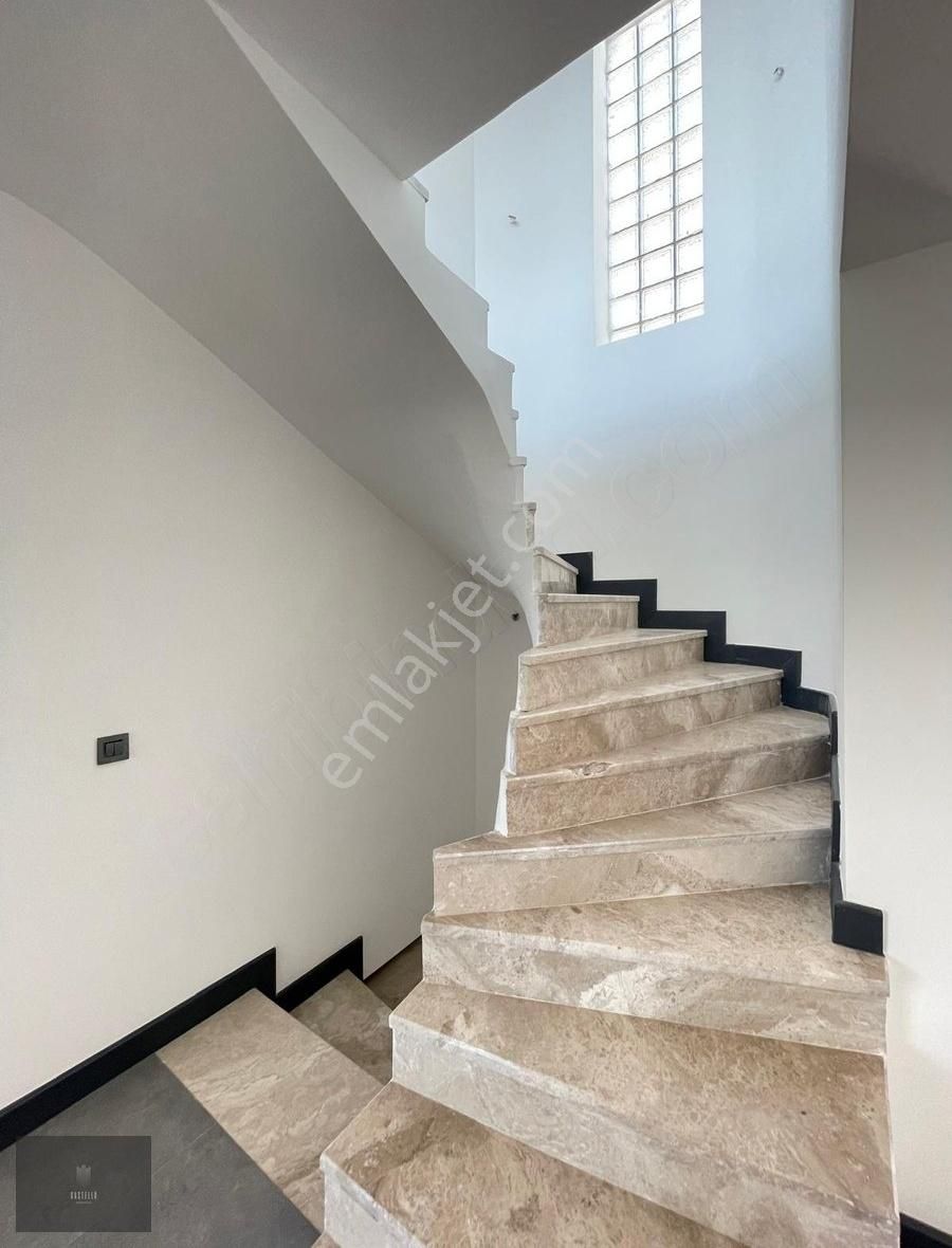 Bodrum Yalıkavak Merkez'de Marina Manzaralı Satılık 5+2 Villa - Görsel 19