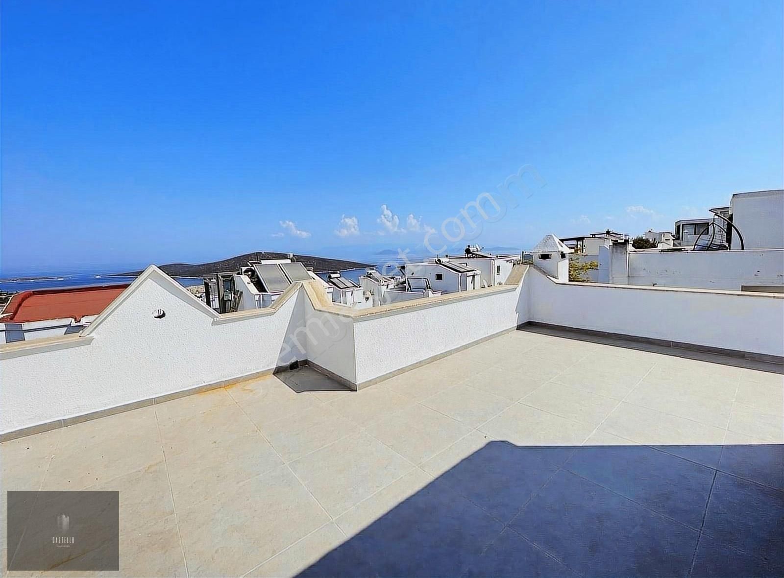 Bodrum Türkbükü'nde Özel Plajlı Tadilatlı Satılık İkiz Villa - Görsel 4