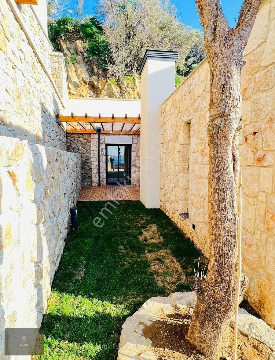 Bodrum Gümüşlük 'te Kapanmaz Deniz Manzaralı Çok Özel Villa - Görsel 31