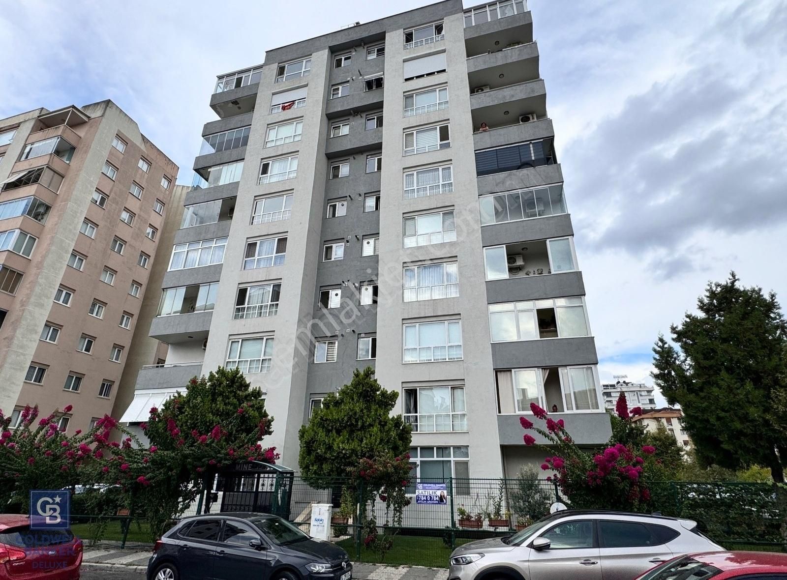 Maltepe Altayçeşme Satılık Daire Maltepe Altayçeşme'de Yaşamkent Sitesinde 240 m2 Satılık Dubleks