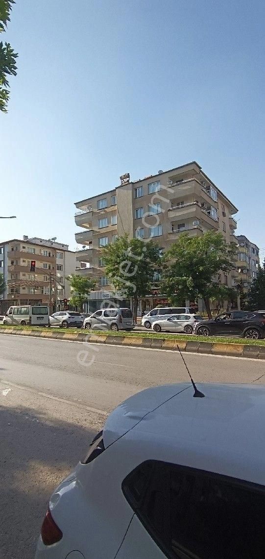 Şehitkamil Mücahitler Satılık Daire ASİL EVİM EMLAK'TAN SATILIK GENİŞ OTURUMLU 3+1 DAİRE