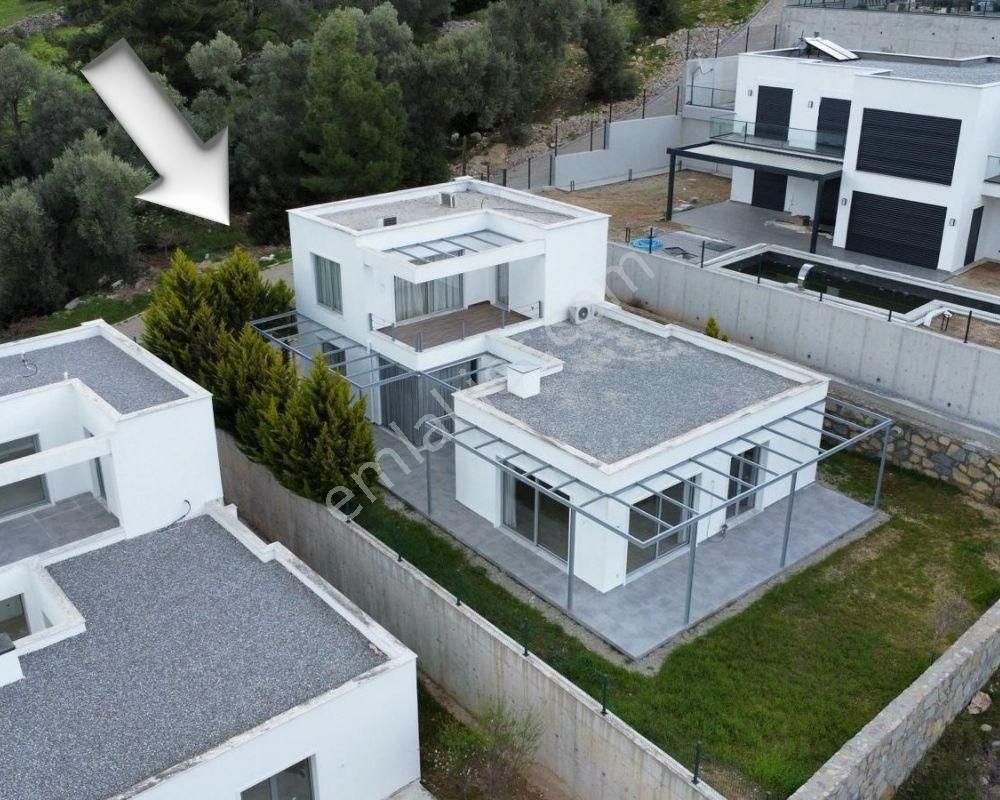 Yalı Çiftlik’te Doğayla İç İçe, Satılık Müstakil Villa