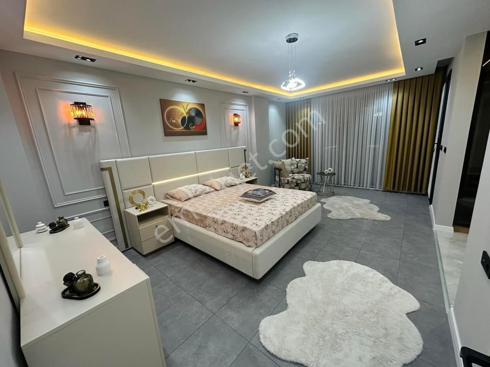 Didim Efeler Mahallesi Tam Müstakil Havuzlu Otoparklı Lüks Villa - Görsel 17