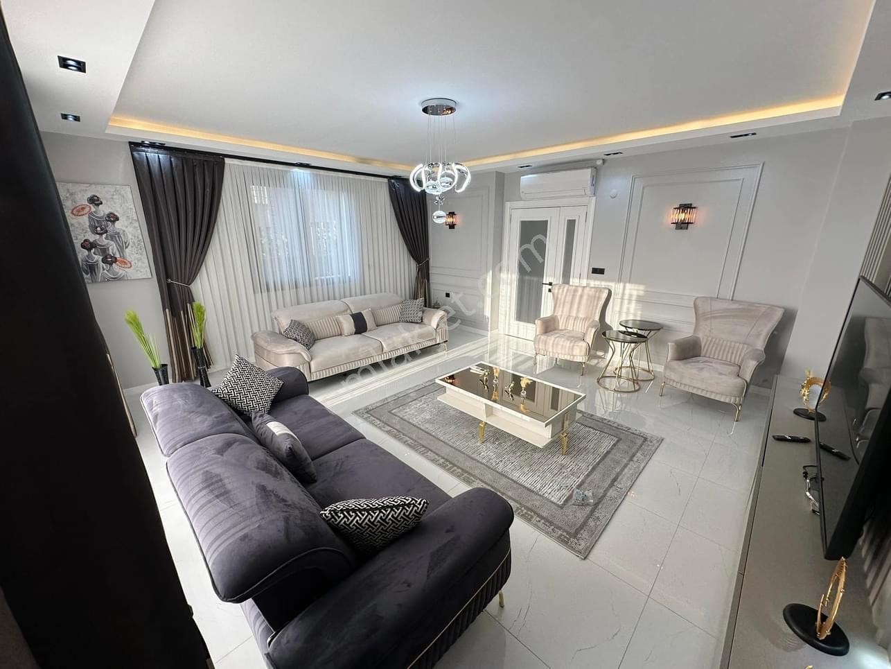 Didim Efeler Mahallesi Tam Müstakil Havuzlu Otoparklı Lüks Villa - Görsel 9