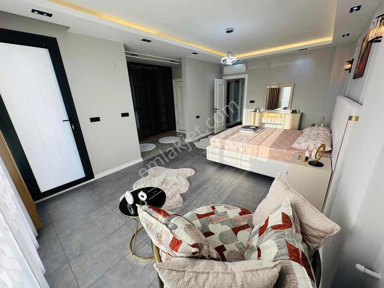 Didim Efeler Mahallesi Tam Müstakil Havuzlu Otoparklı Lüks Villa - Görsel 22