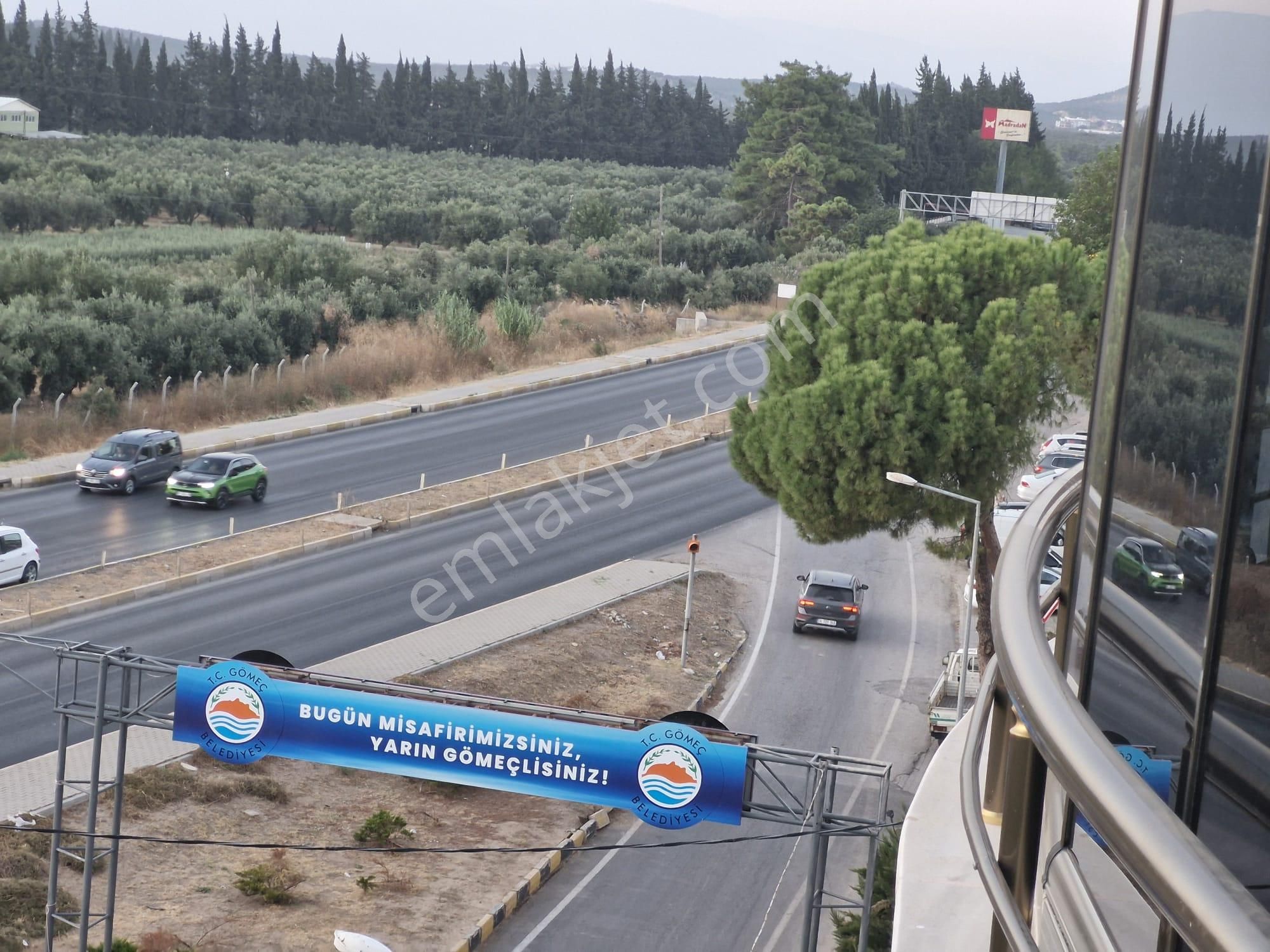 Gömeç Kemalpaşa Satılık Daire  KEMALPAŞA HASTANE KARŞISINDA DENİZ MANZARALI 3+1 SATILIK DAİRE