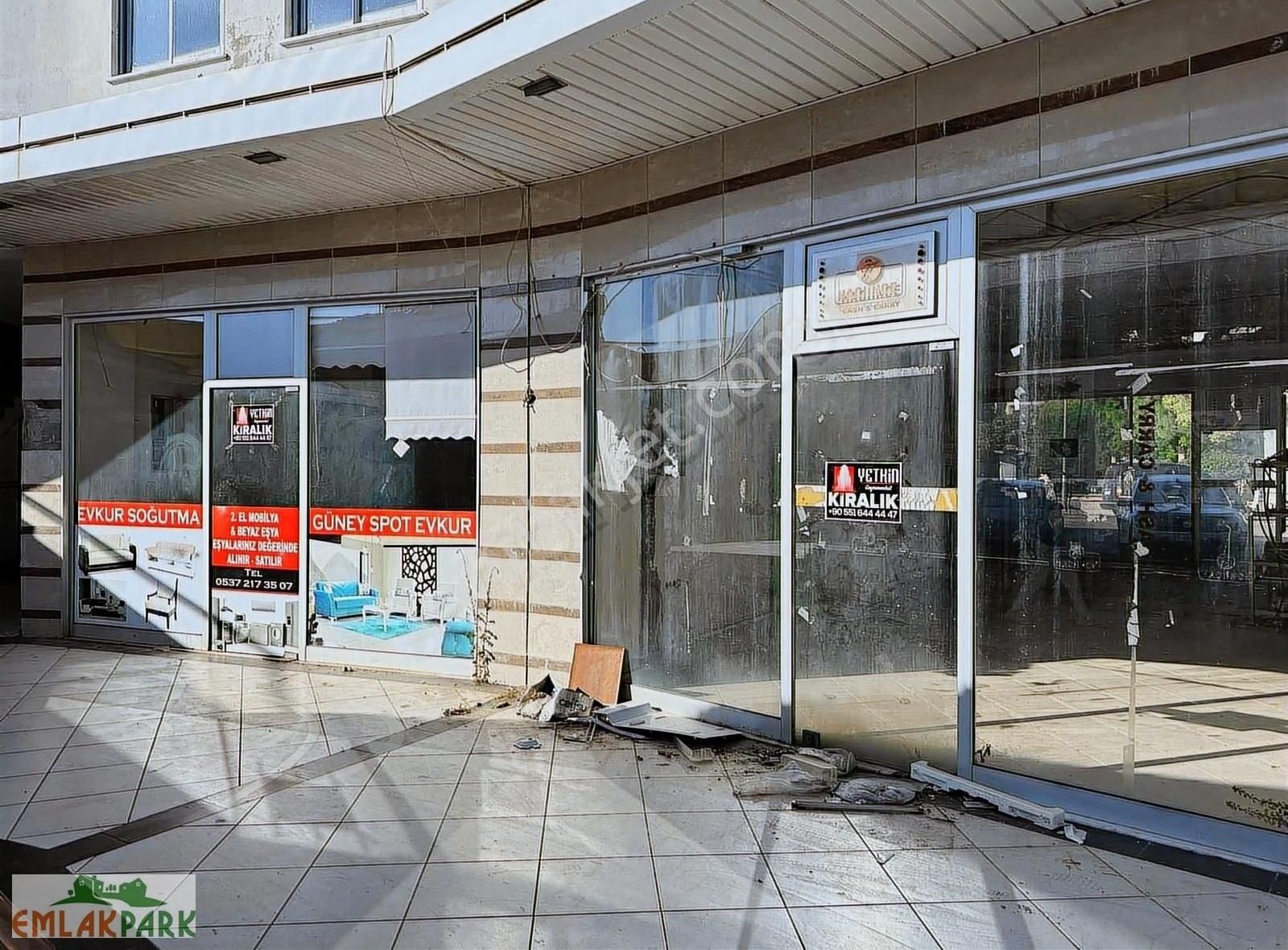 Emlakparktan Konaklı Merkezde Kiralık İşyeri Dükkanlar - Görsel 3