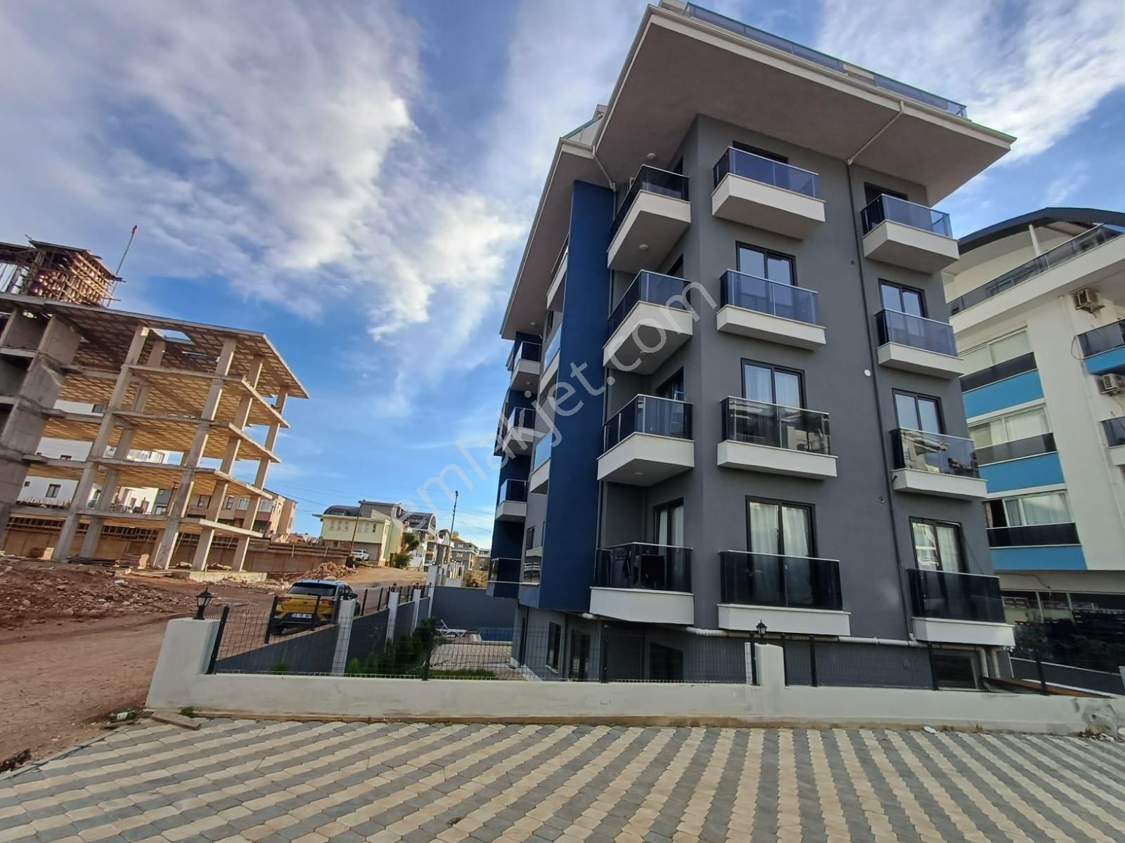 Alanya Oba Kiralık Residence  LIVA 2 REZİDANS OBA ALANYA KİRALIK 1+1 BOŞ DAİRE FİYAT 13.000 TL