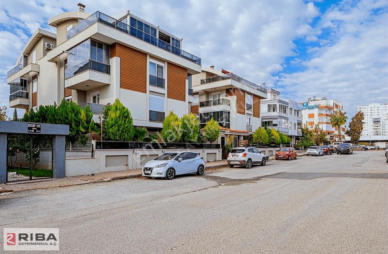 Muratpaşa Çağlayan Satılık Daire Barınaklar Deniz Parselinde Sitede 2+1 Yeni Nesil Daire