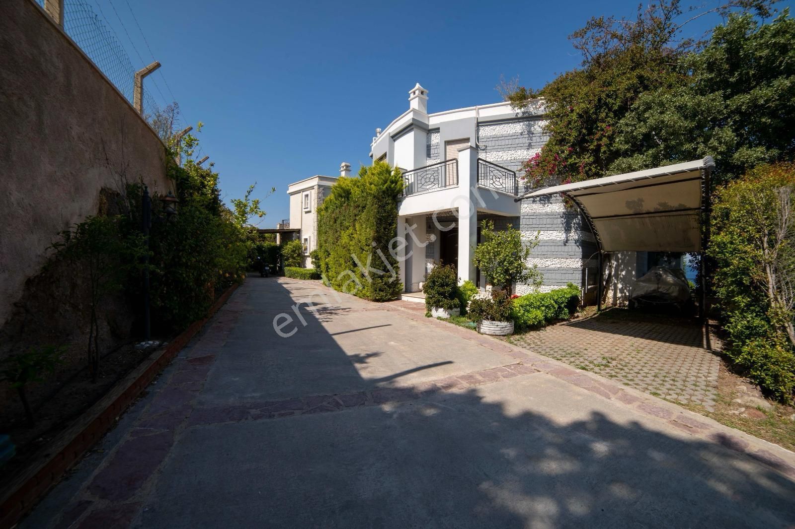 Türkbükü'nde Site İçerisinde Full Deniz Manzaralı Satılık Villa - Görsel 34