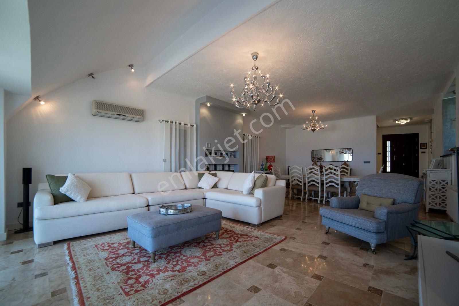 Türkbükü'nde Site İçerisinde Full Deniz Manzaralı Satılık Villa - Görsel 14