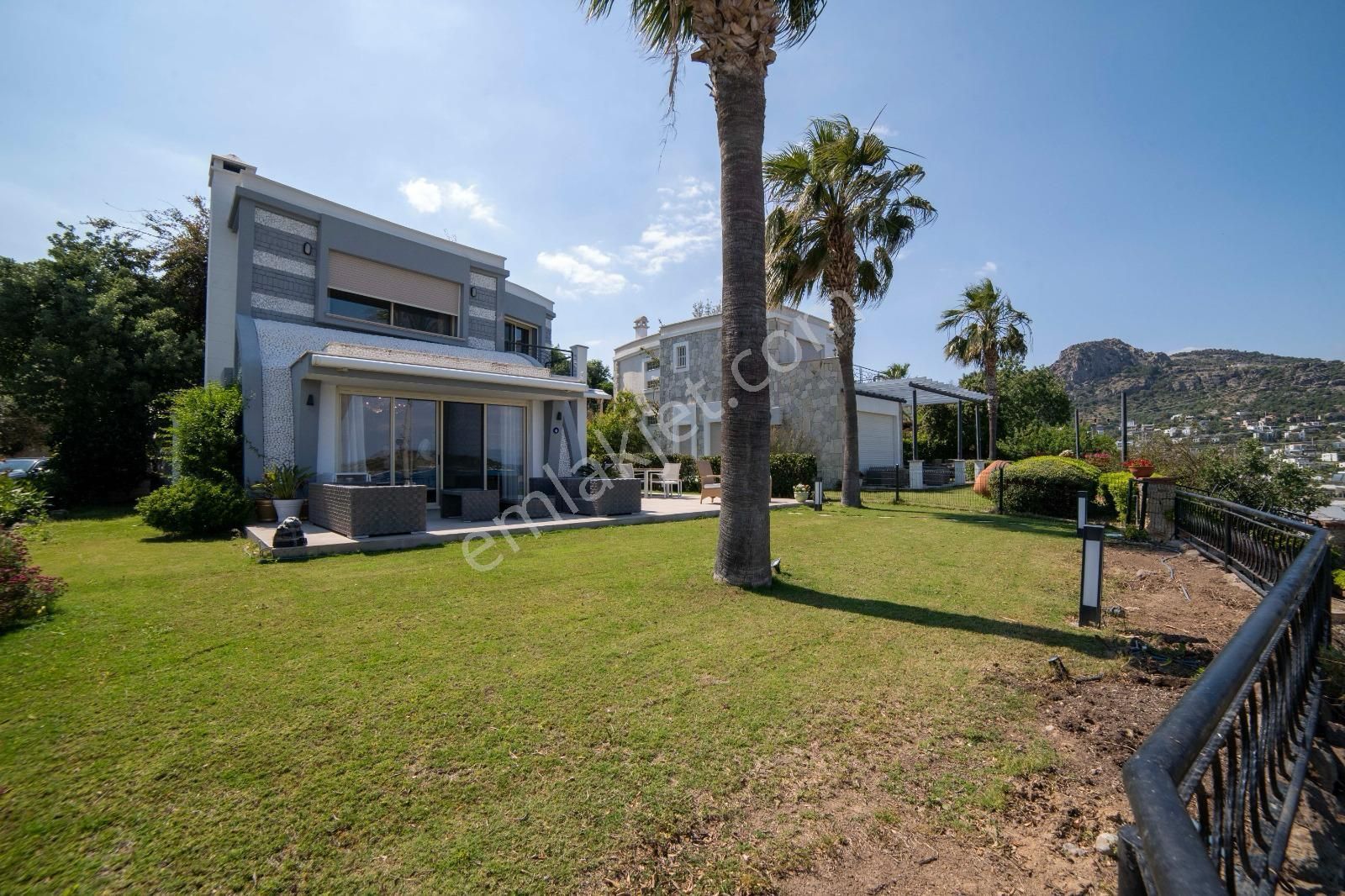 Türkbükü'nde Site İçerisinde Full Deniz Manzaralı Satılık Villa - Görsel 31