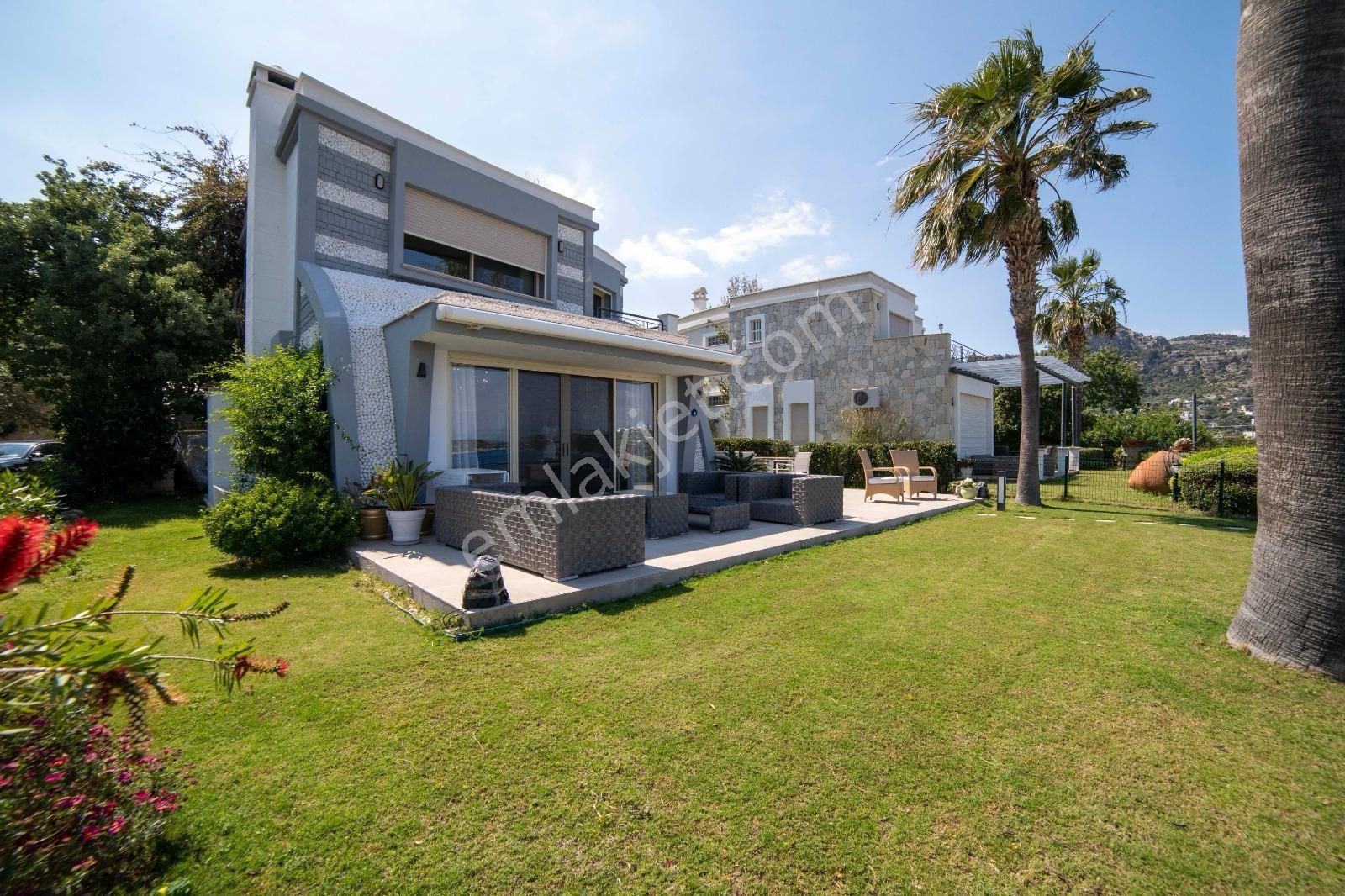 Türkbükü'nde Site İçerisinde Full Deniz Manzaralı Satılık Villa - Görsel 5