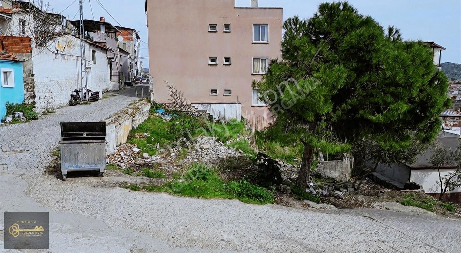 Bergama Zafer Satılık Konut İmarlı BERGAMA ZAFER MAHALLESİNDE SATILIK İMARLI ARSA