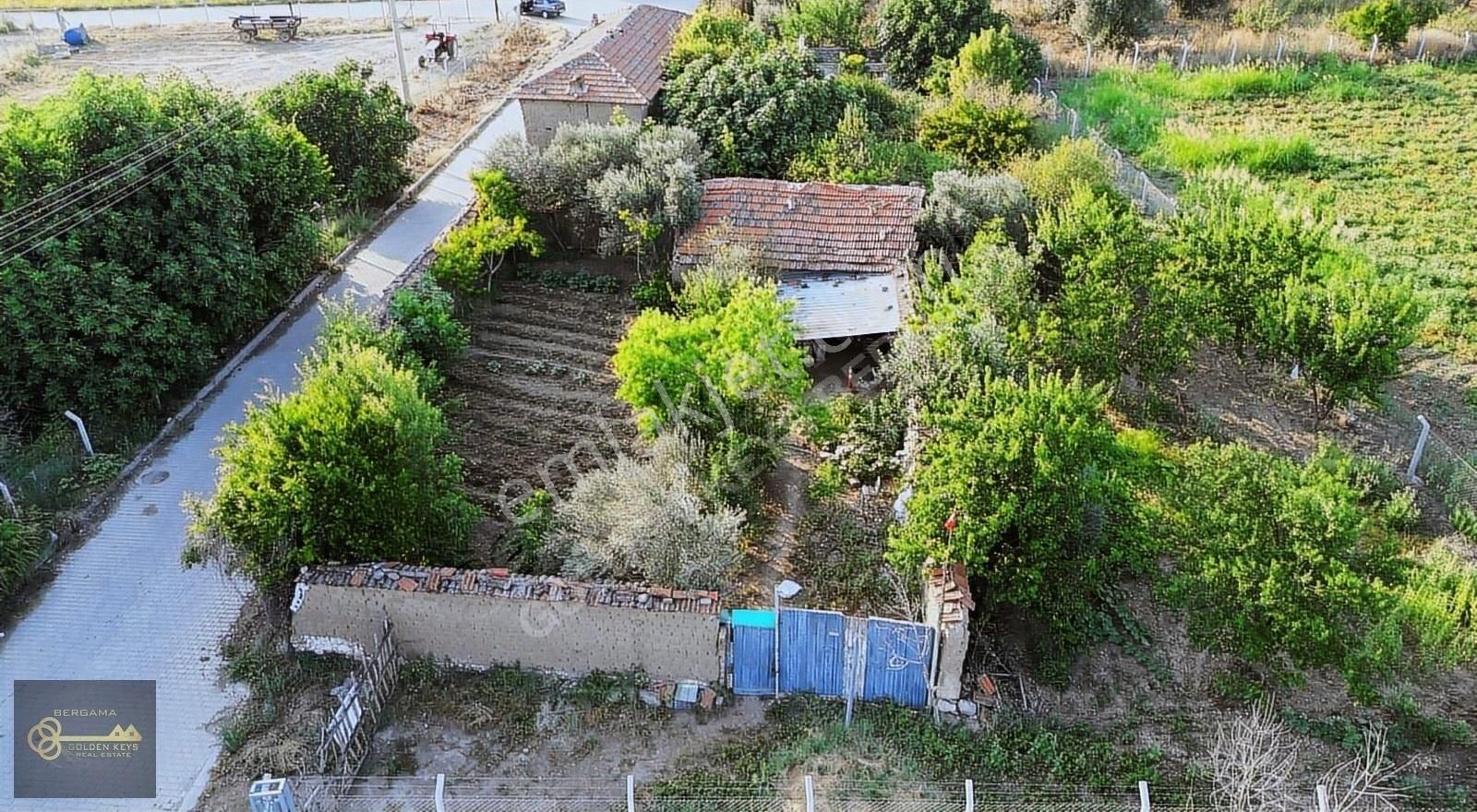 Bergama Ayaskent Satılık Konut İmarlı BERGAMA AYAZKENT TE SATILIK KAGİR EV VE BAHÇESİ