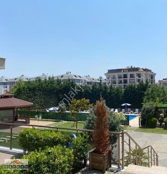 Beylikdüzü Adnan Kahveci Satılık Daire ADNANKAHVECİ INDELUX SİTESİ (HAVUZLU) 160M2 MASRAFSIZ 3+1 DAİRE