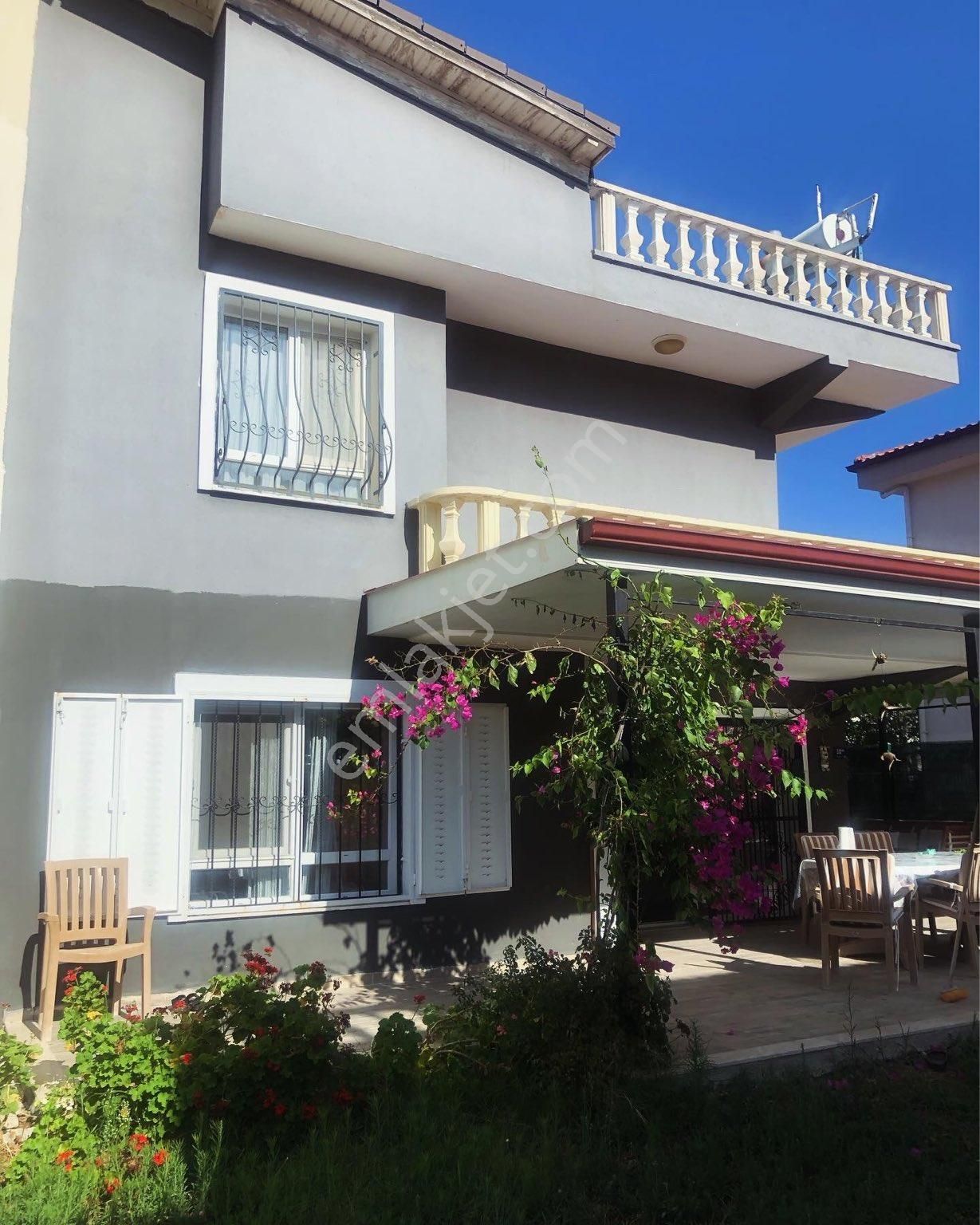 Kuşadası Güzelçamlı Satılık Villa Kuşadası Güzelçamlıda Satılık 3+1 Villa