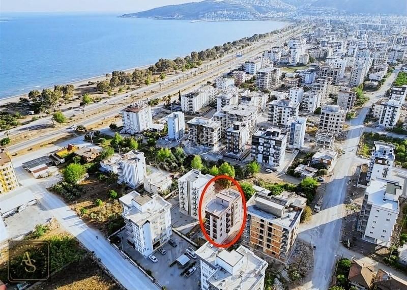 Finike Kum Satılık Daire Ali Sarı Gayrimenkul'den Deniz Manzaralı Sıfır 1.kat 2+1 Daire