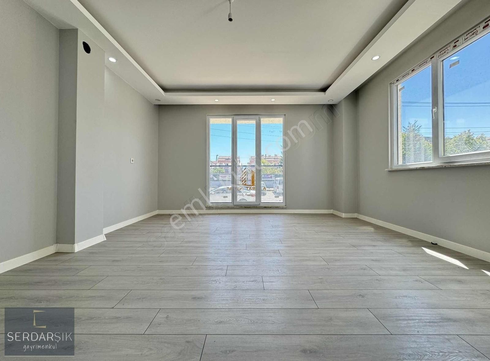 Darıca Bağlarbaşı Satılık Daire *BAĞLARBAŞI MERKEZ'DE 2+1 90M² LÜX YERDEN ISITMALI 1.KAT DAİRE*